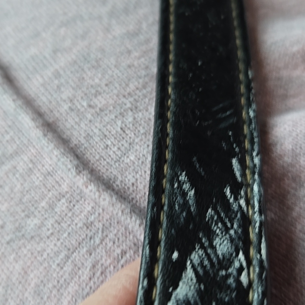 Elegant Black Tote Bag - Picture 9 of 10